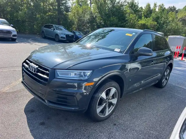 2020 Audi Q5 45 Titanium Premium quattro S tronic's photo