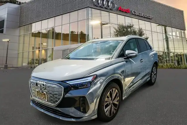 2023 Audi Q4 e-tron 40 Premium's photo