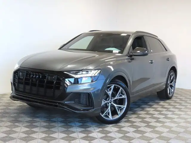 2023 Audi SQ8 Prestige's photo