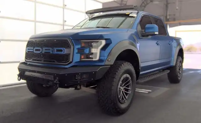 2017 Ford F-150 Raptor 4x4 SuperCrew 5-1/2 Box's photo