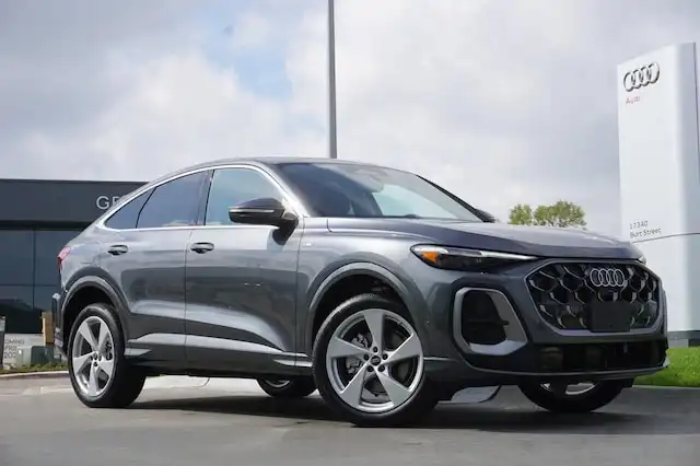 2026 Audi Q5 Sportback Premium Plus quattro's photo