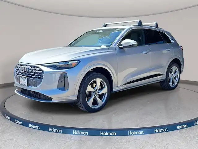 2025 Audi Q5 Premium Plus quattro's photo