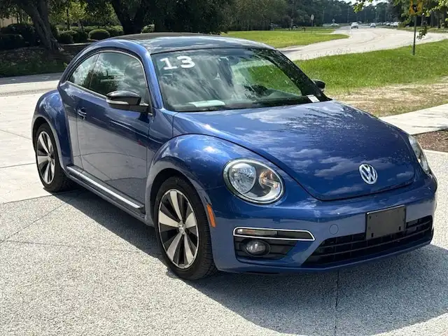 2013 Volkswagen Beetle 2.0T R-Line PZEV's photo