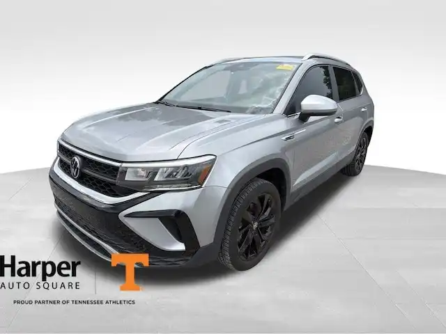 2023 Volkswagen Taos 1.5T SE's photo