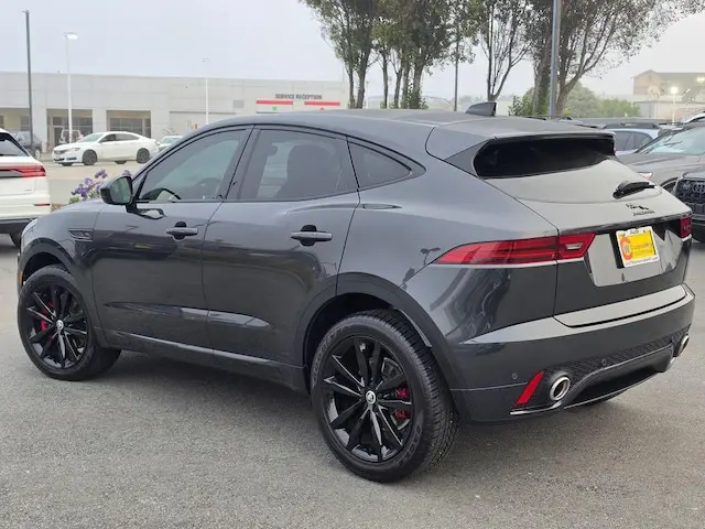 2024 Jaguar E-PACE P250 R-Dynamic SE photo 3