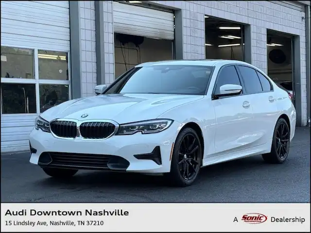 2020 BMW 3 Series 330i Sedan's photo
