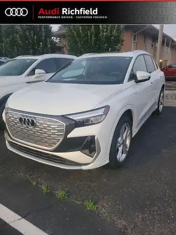 2023 Audi Q4 e-tron 50 Premium Plus quattro's photo