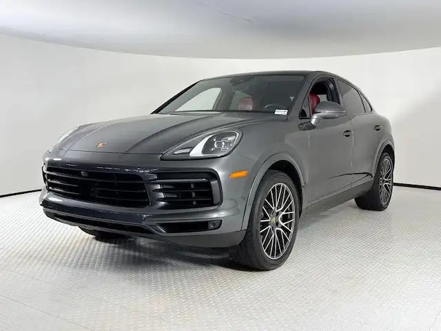 2023 Porsche Cayenne Base's photo