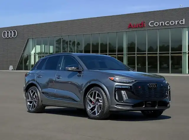 2027 Audi SQ6 e-tron Prestige quattro's photo