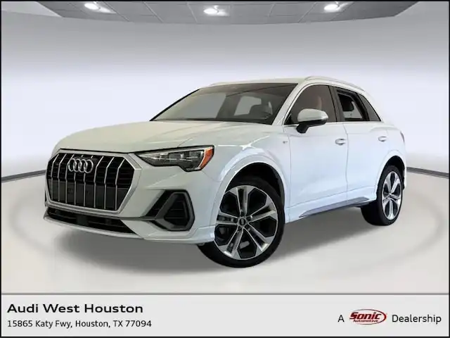 2021 Audi Q3 45 TFSI S Line Premium quattro's photo