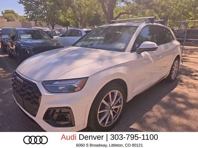 2024 Audi Q5 55 e Premium Plus's photo