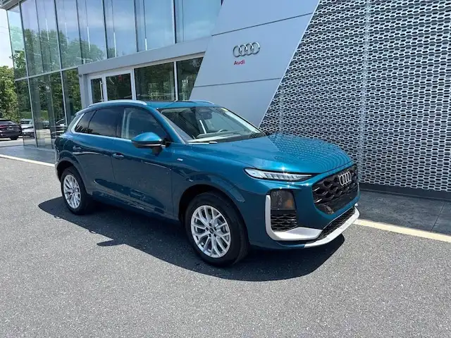 2026 Audi Q3 S line quattro's photo