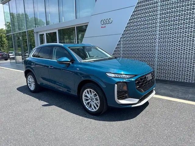 2026 Audi Q3 S line quattro's photo