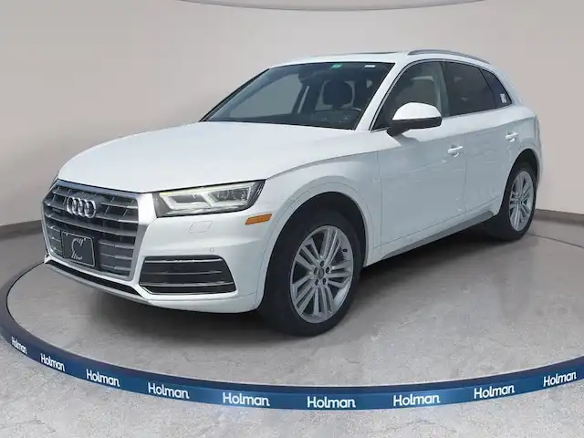 2020 Audi Q5 45 quattro S tronic Premium Plus's photo
