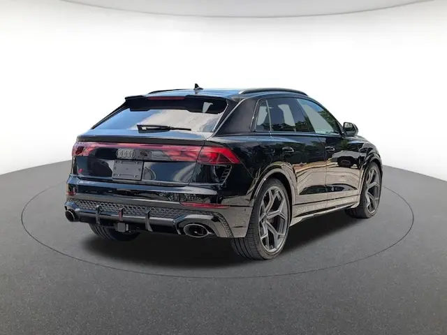 2026 Audi RS Q8 Base photo 5