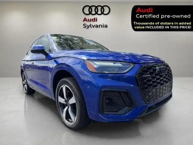 2023 Audi Q5 Sportback 45 Premium Plus's photo