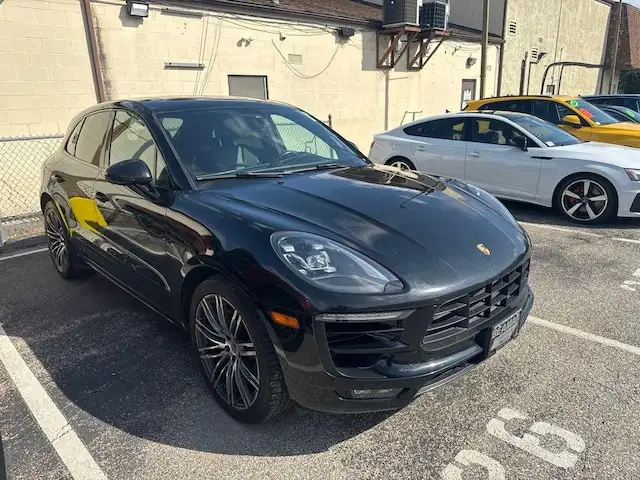 2017 Porsche Macan GTS's photo