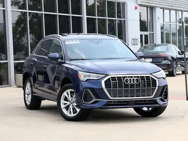 2025 Audi Q3 45 TFSI S Line Premium Plus quattro's photo