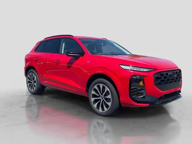 2026 Audi Q3 S line quattro's photo