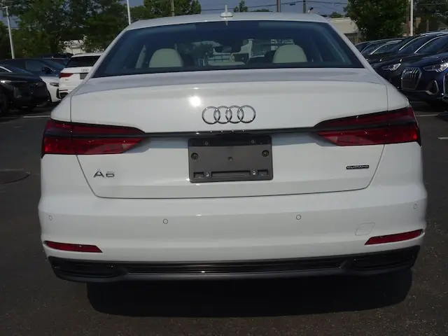 2021 Audi A6 45 Premium Plus quattro S tronic Sport photo 4