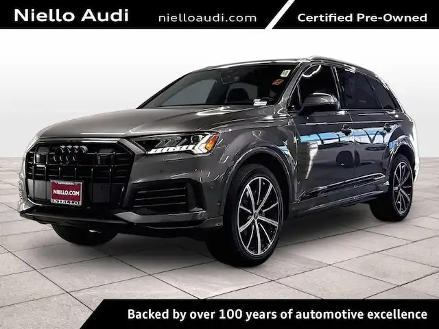 2023 Audi Q7 55 Premium Plus quattro Tiptronic's photo