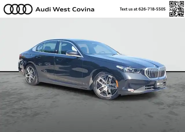 2024 BMW i5 eDrive40's photo
