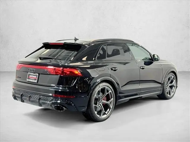 2026 Audi RS Q8 Base photo 5