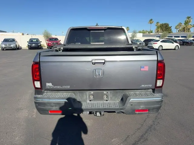 2017 Honda Ridgeline RTL-E AWD photo 4