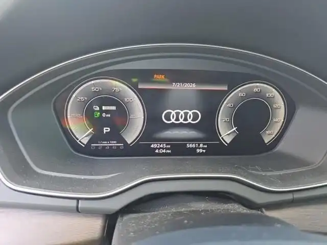 2024 Audi Q5 55 e Premium's photo