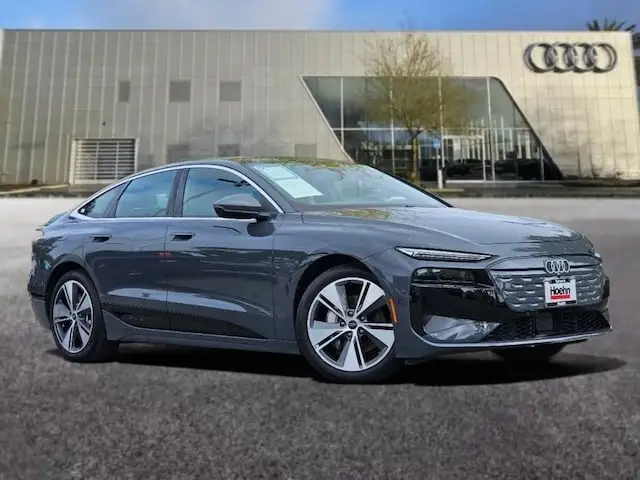 2025 Audi A6 e-tron Premium Plus quattro photo 1