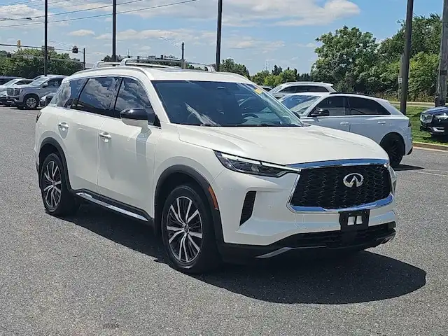 2023 INFINITI QX60 SENSORY AWD's photo