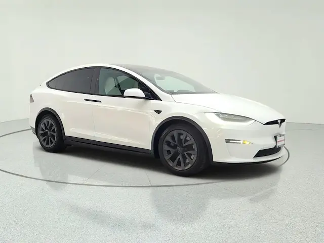 2023 Tesla Model X Long Range photo 3