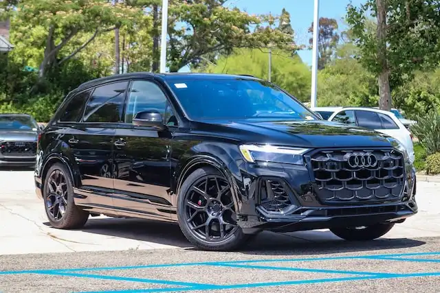 2026 Audi SQ7 Premium Plus quattro Tiptronic's photo