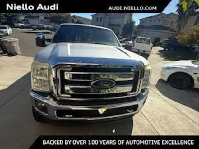 2016 Ford F-250 Lariat 4x4 Crew Cab 6-3/4' Box's photo