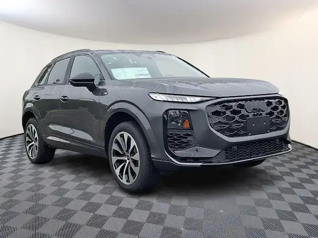 2026 Audi Q3 S Line quattro's photo