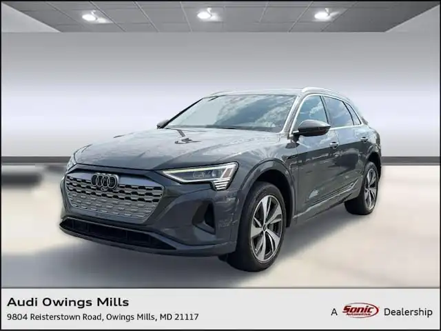 2024 Audi Q8 e-tron 114 kWh Premium quattro 55's photo