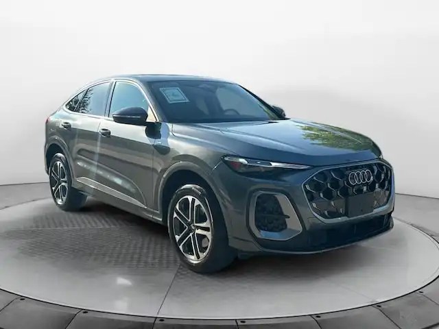 2025 Audi Q5 Sportback 45 Premium Plus's photo