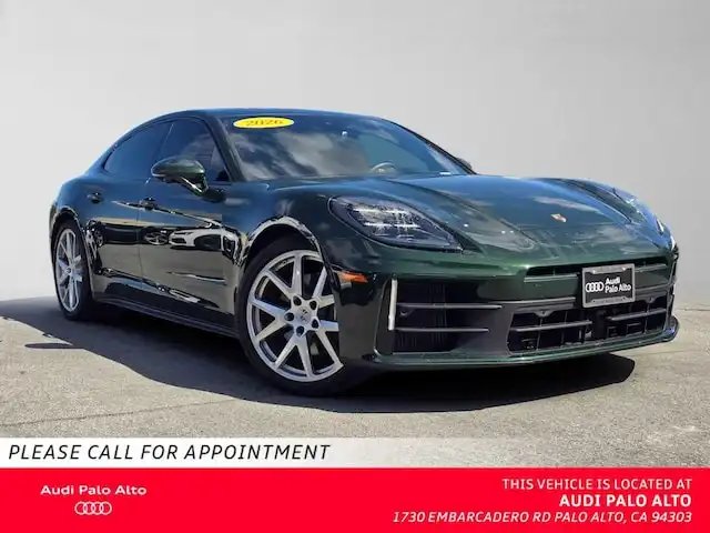 2026 Porsche Panamera 4's photo