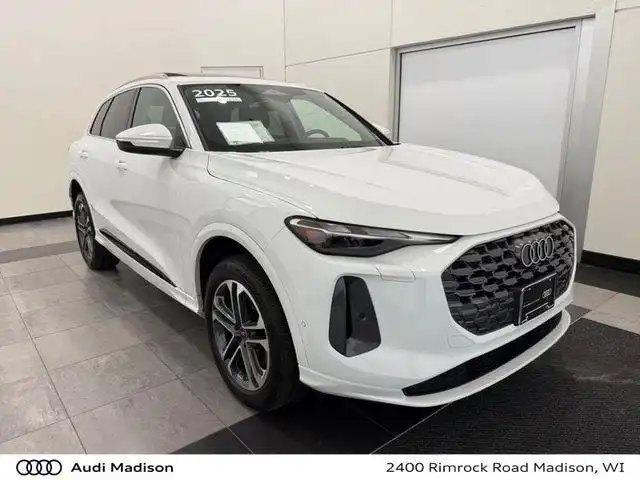 2025 Audi Q5 40 Premium's photo