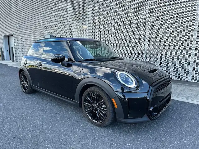 2023 MINI Cooper Cooper S 3 Door's photo