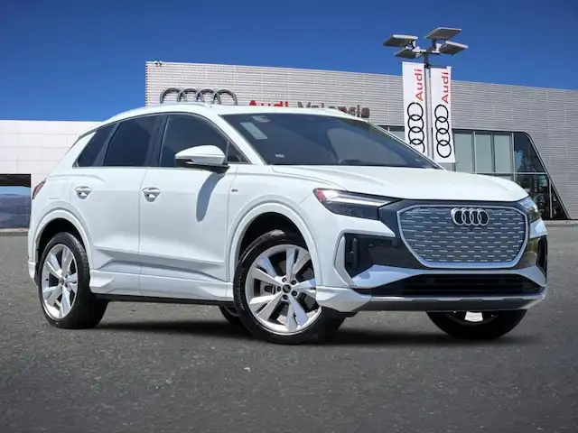 2023 Audi Q4 e-tron 50 Premium quattro's photo