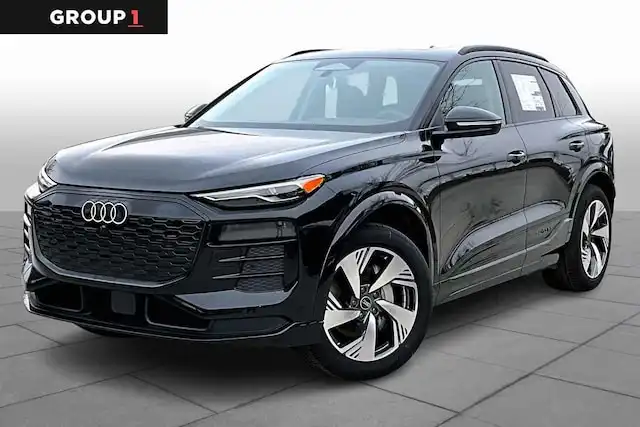 2025 Audi Q6 e-tron Premium quattro's photo