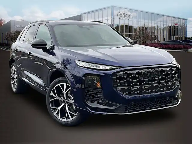 2026 Audi Q3 S Line quattro's photo