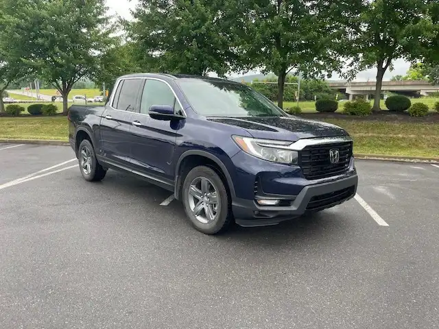 2023 Honda Ridgeline RTL-E AWD's photo