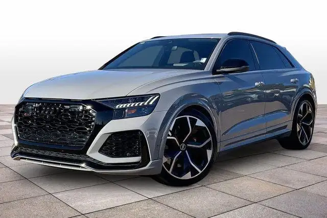 2024 Audi RS Q8 Base's photo