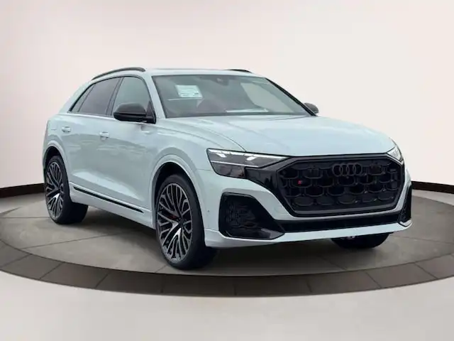 2026 Audi SQ8 Premium Plus quattro's photo