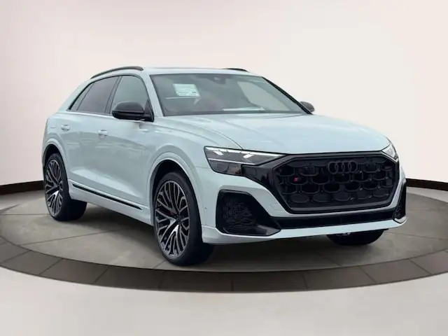 2026 Audi SQ8 Premium Plus quattro's photo