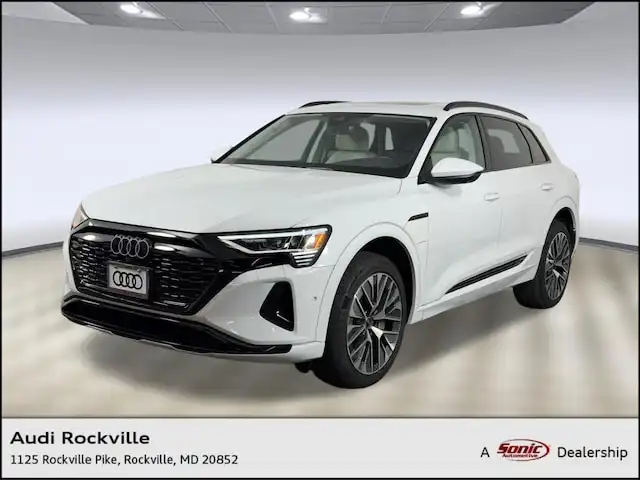 2024 Audi Q8 e-tron 114 kWh Premium Plus quattro 55's photo