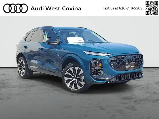 2026 Audi Q3 S Line quattro's photo