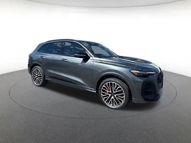 2026 Audi SQ5 Premium Plus quattro photo 1